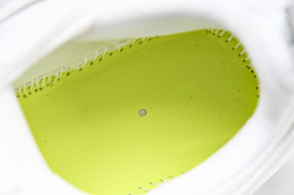 Mizuno Wave Momentum V1GA231245 