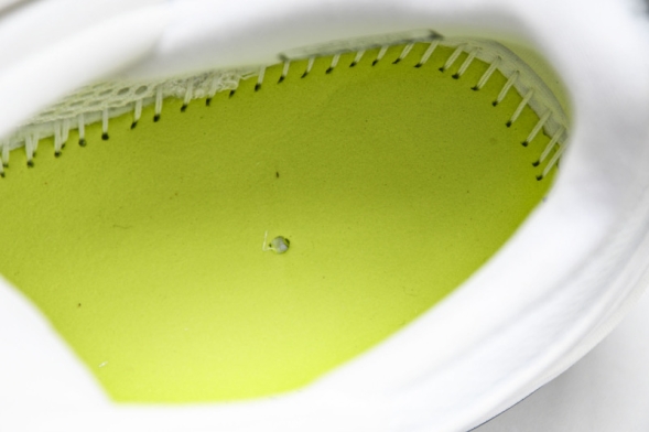 Mizuno Wave Momentum V1GB241346 