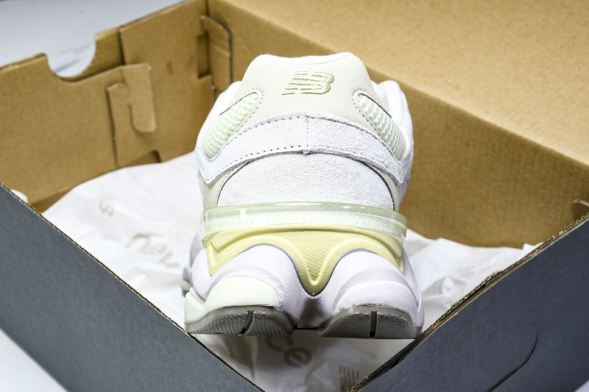 New Balance 9060 U9060EEP 