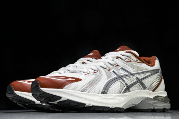 Asics Gel-Flux 4 CN 1011B646-100 