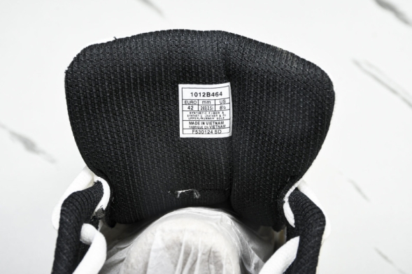 Asics Gel-Flux 4 CN 1012B464-102 