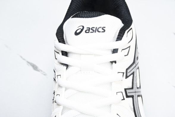 Asics Gel-Flux 4 CN 1012B464-102 