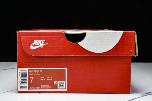 Nike Shox R4 CW2626 004 