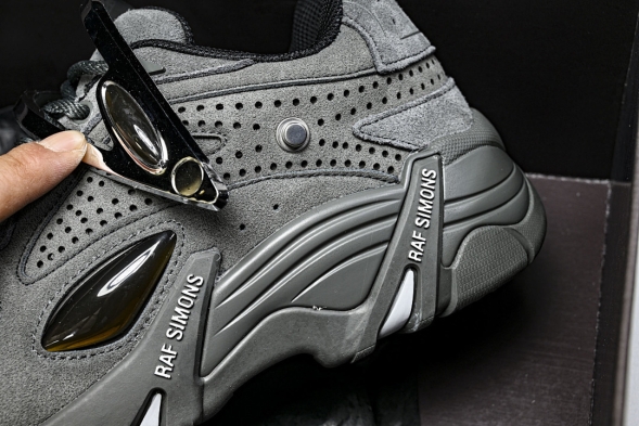 Raf Simons Cylon-21 HR740003L 