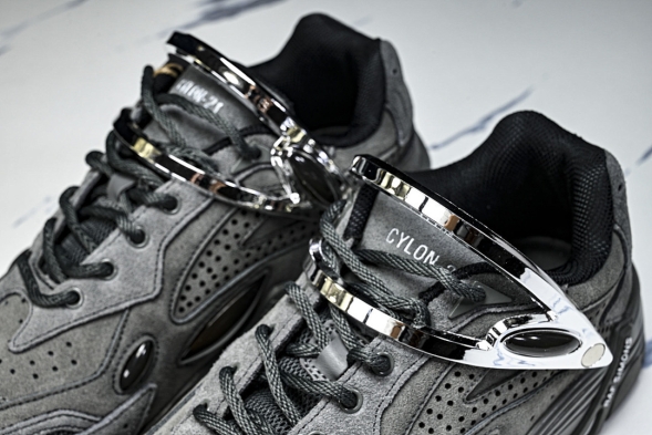 Raf Simons Cylon-21 HR740003L 