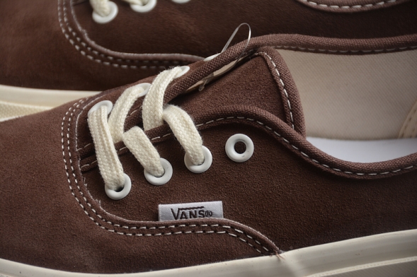 Vans Authentic  VN0A5FBDBRO 