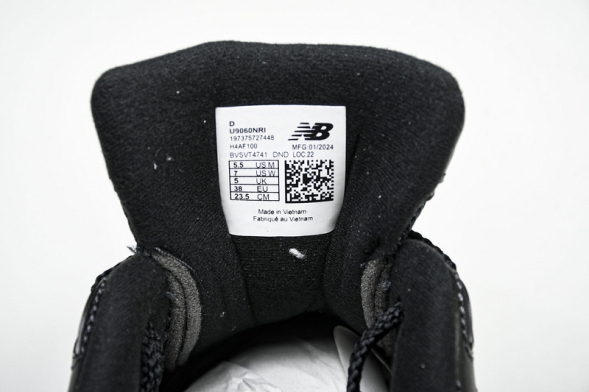 New Balance 9060 U9060NR 