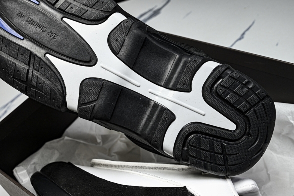 Raf Simons Cylon-21 Antei HR740001S29 