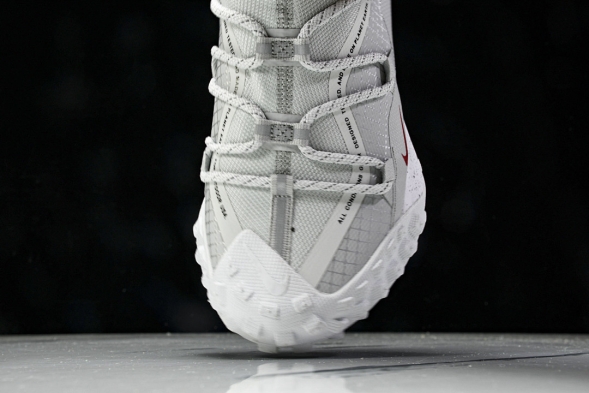 Nike ACG Mountain Fly Low GTX SE DX6675 001 