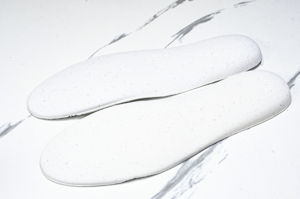 Asics Gel-Kayano 14 1201A019-108 