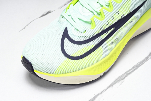 Nike Zoom Fly 5 DM8968 300 