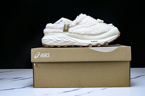 Asics Gel-Sonoma WT Teddy Fur 1203B036-100 