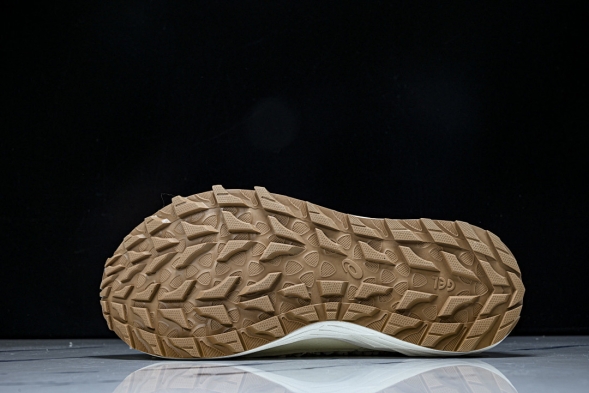 Asics Gel-Sonoma WT Teddy Fur 1203B036-100 