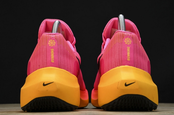 Nike Zoom Fly 5 DM8968-600 