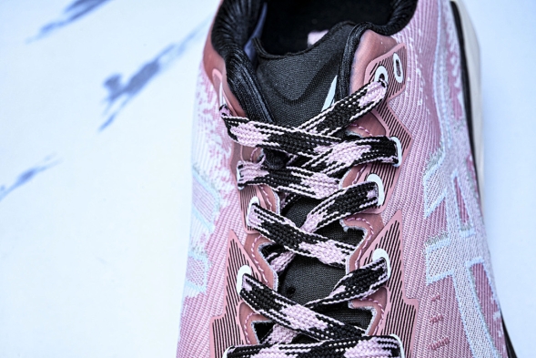 Asics Novablast 4 1012B654-250 