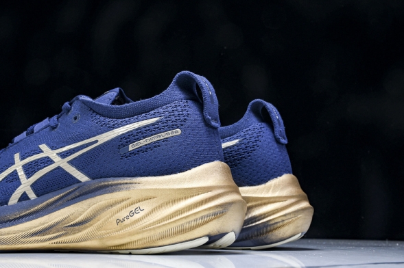 Asics Gel-Nimbus 26 1011B946-400 