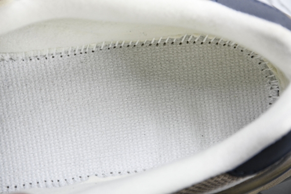 New Balance 9060 U9060EEG 