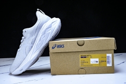 Asics Novablast 4 1012B722-100