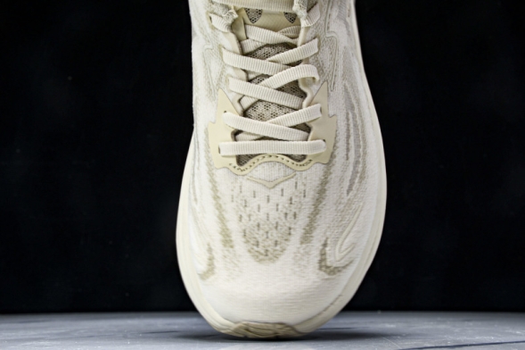 Hoka One One Clifton 10 Low 1162030 OLTM 