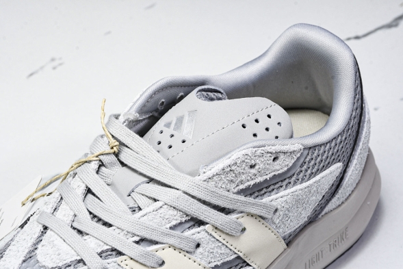 Adidas Lightblaze JQ9973 