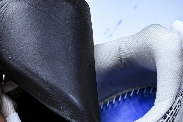 Asics Novablast 5 1011B974-002 