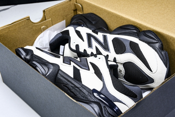 New Balance 9060 U9060ZBS 