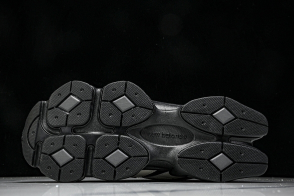 New Balance 9060 U9060ZBS 