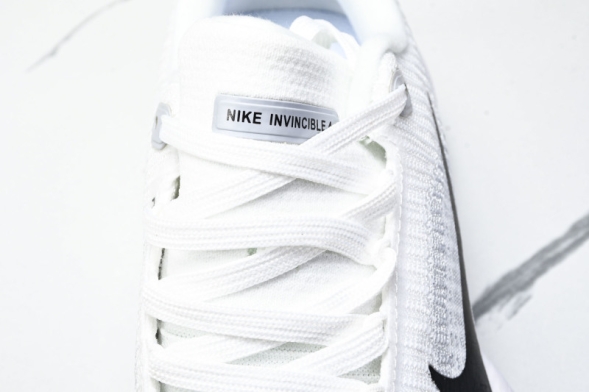 Nike ZoomX Invincible Run Flyknit 3 DR2615 002 