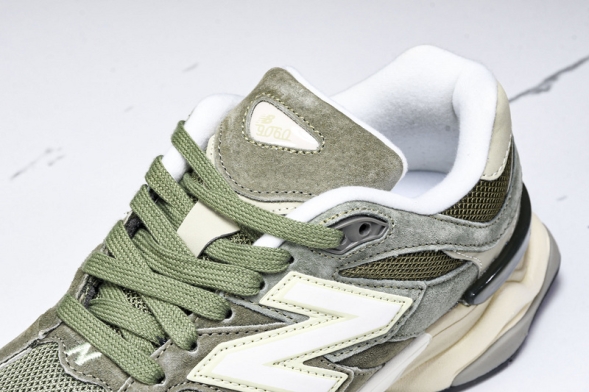 New Balance 9060 U9060JG0 