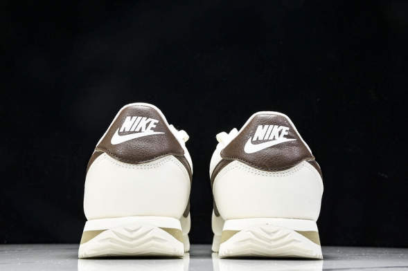 Nike Cortez Classic DN1791-104 