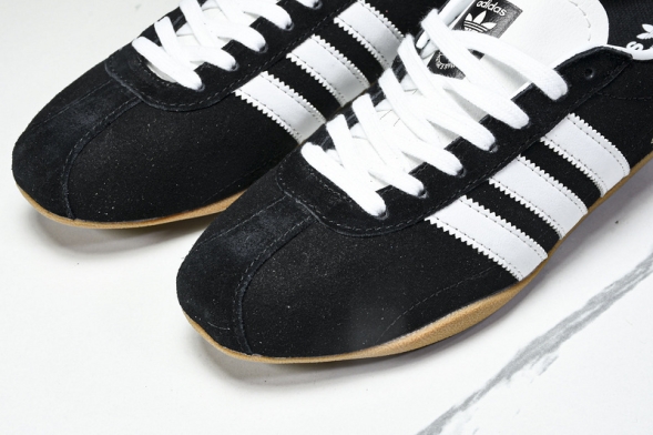 Adidas Tokyo W JI0183 