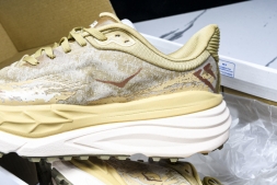 Hoka Stinson 7 141530 WHF