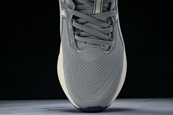 Asics Novablast 5 1011B974-031 