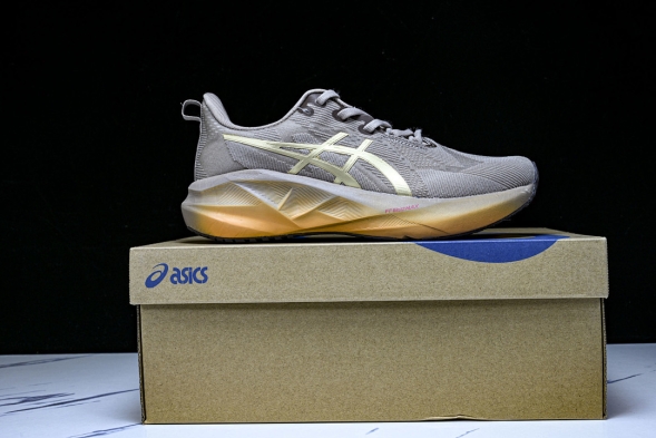 Asics Novablast 5 1012B815-020 