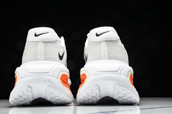 Nike Air Zoom Vomero Premium HQ2050-631 