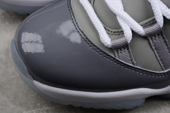 Nike Air Jordan 11 Low Bred 528896-003 