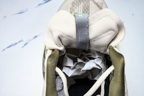 Asics Novablast 5 1012B765-250 