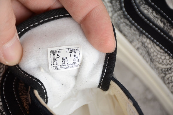 Vans Vault OG Old Skool LX VNOA4P3XB54 