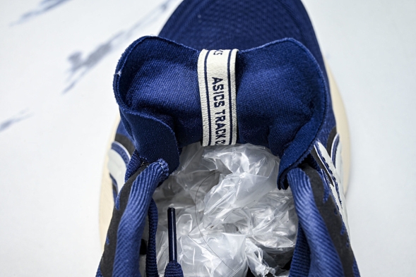 Asics Novablast 5 1011C027-400  