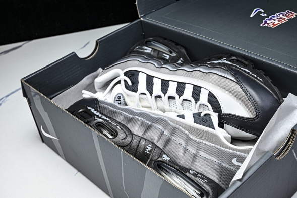 Nike Air Max 95 II7404-100 