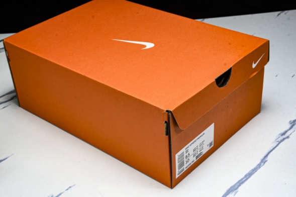 Nike Air Zoom Vomero Premium HQ2050-700 