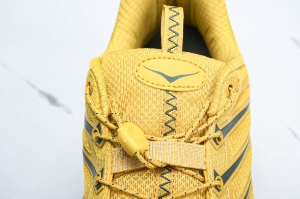 Hoka Mafate Three 2 1141572 GLW  