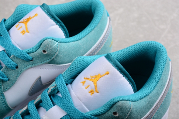 Nike Air Jordan 1 low New Emerald DN3705-301 