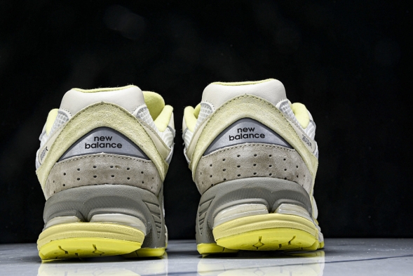 New Balance 2002R I2002RA1 