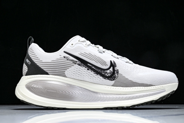 Nike Air ZoomX Vomero 18 RUN IB5726-100 