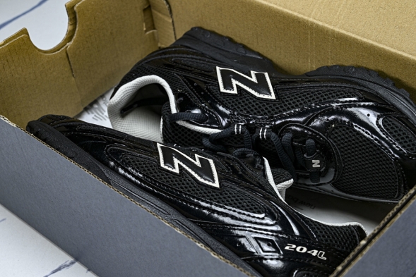 New Balance 204 U204LMRA 