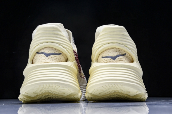 Hoka Restore Chukka Paria Farzanhen 1169090 CRM  