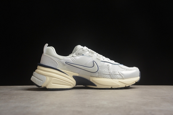 Nike V2K Runtekk Run FD0736 102 