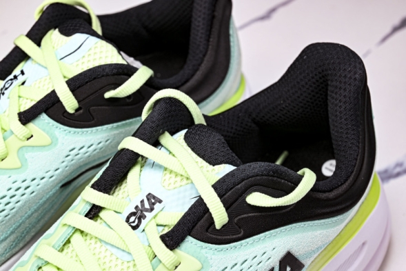 HOKA Bondi 9 1162011 LNMT 