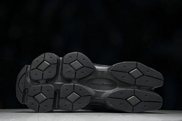 New Balance 9060 U9060ZGE 